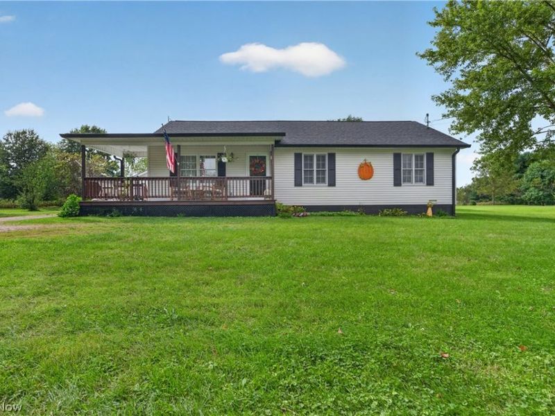 576 School Street, Unit Rear, Tuscarawas, OH 44682 Photo 2