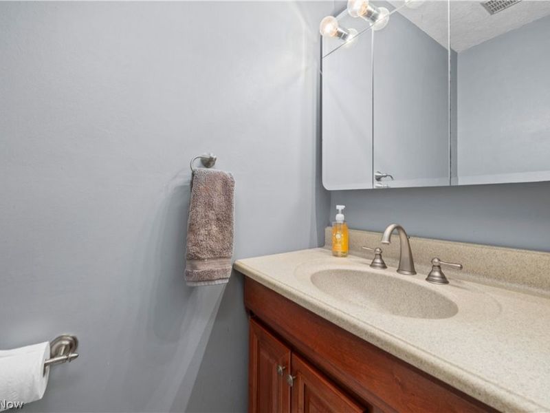 2180 Claus Road, Vermilion, OH 44089 Photo 17