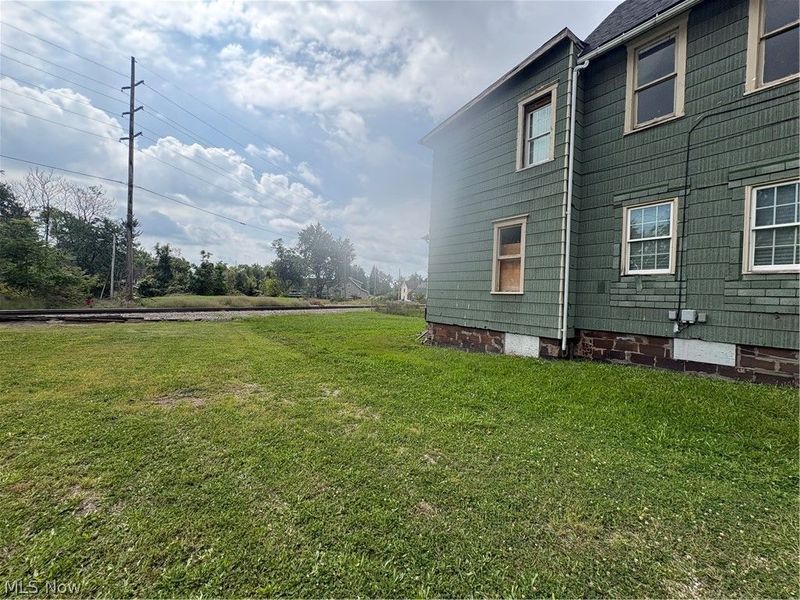 1210 Lawrence Road NE, Canton, OH 44705 Photo 5