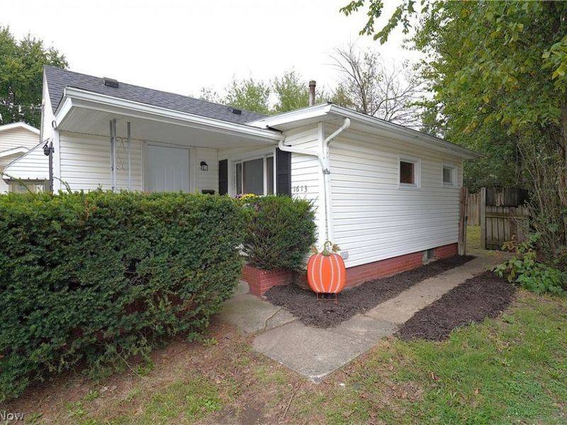 1613 24th Street NE, Canton, OH 44714 Photo 5