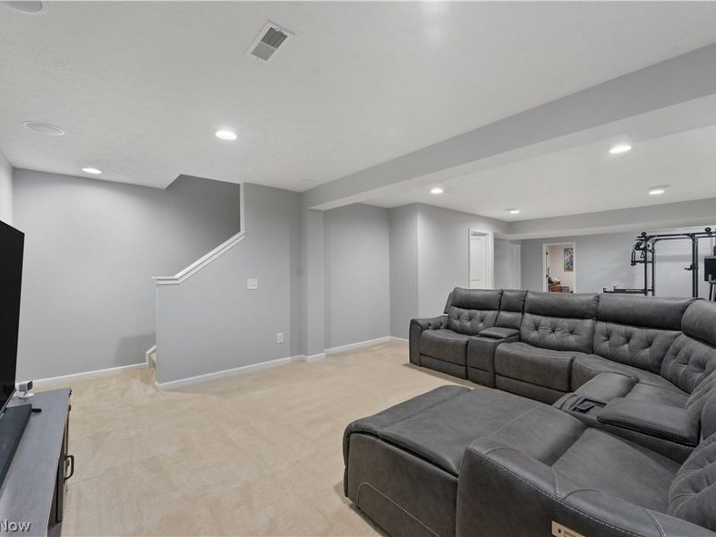 4426 Chevron Circle SW, Massillon, OH 44646 Photo 35