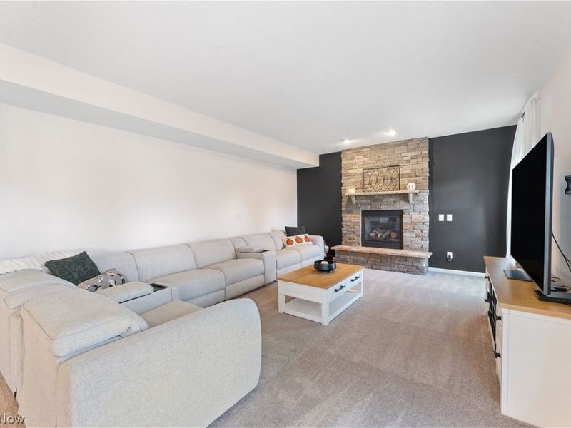 4426 Chevron Circle SW, Massillon, OH 44646 Photo 9