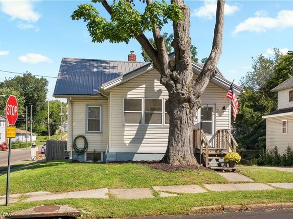 1079 Pitkin Avenue , Akron, OH 44310