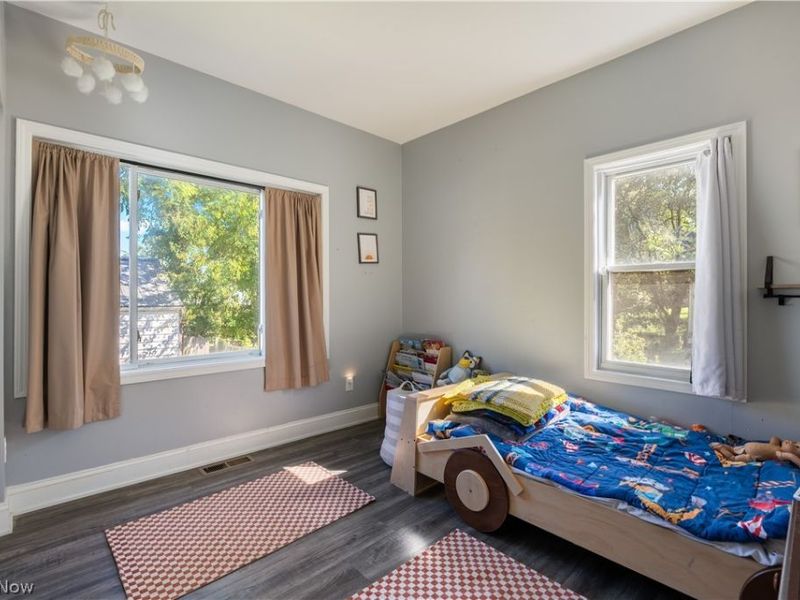 1079 Pitkin Avenue, Akron, OH 44310 Photo 19