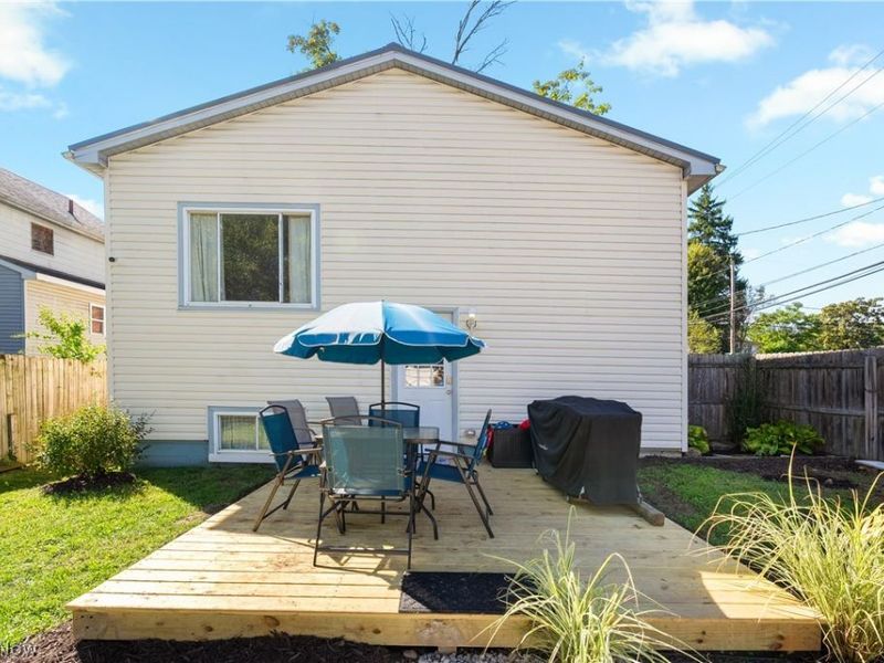 1079 Pitkin Avenue, Akron, OH 44310 Photo 8