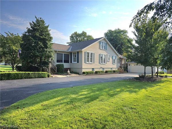 2448 Clarendon Avenue , Zanesville, OH 43701