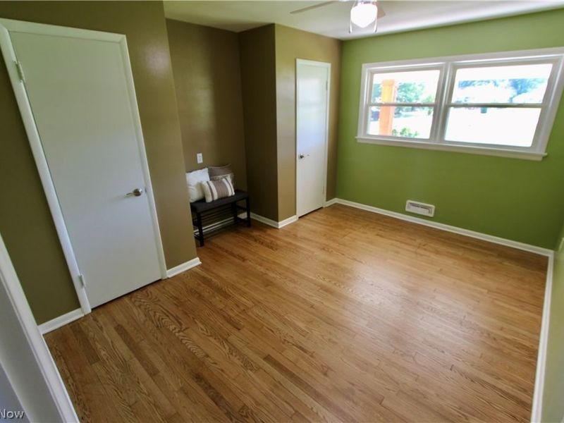 1303 Cherry Lane, Seven Hills, OH 44131 Photo 13