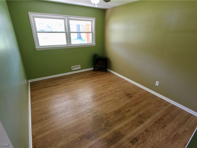 1303 Cherry Lane, Seven Hills, OH 44131 Photo 17
