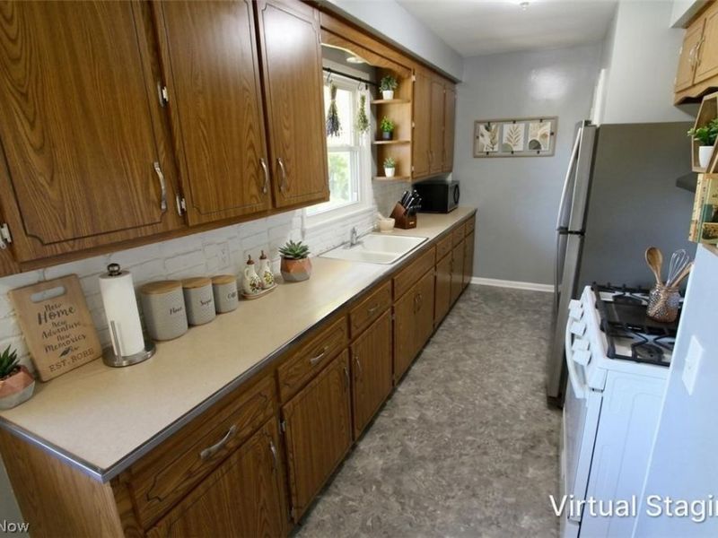 1303 Cherry Lane, Seven Hills, OH 44131 Photo 25