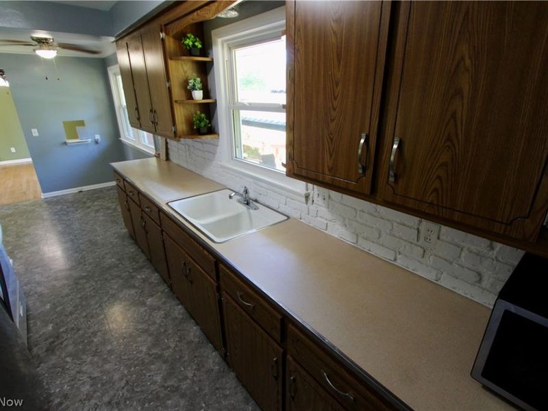 1303 Cherry Lane, Seven Hills, OH 44131 Photo 26