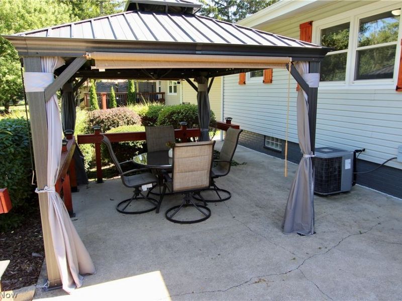 1303 Cherry Lane, Seven Hills, OH 44131 Photo 34