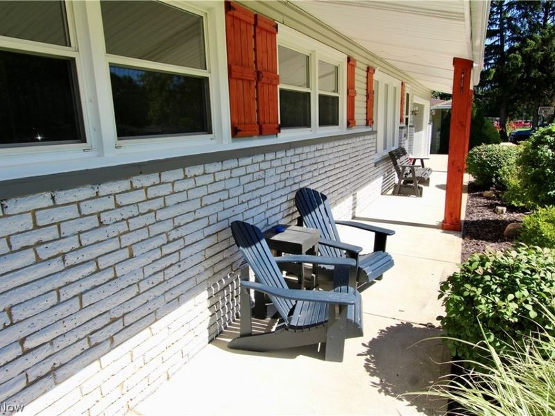 1303 Cherry Lane, Seven Hills, OH 44131 Photo 5