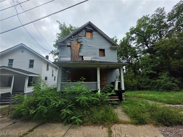 384 Turner Street , Akron, OH 44304