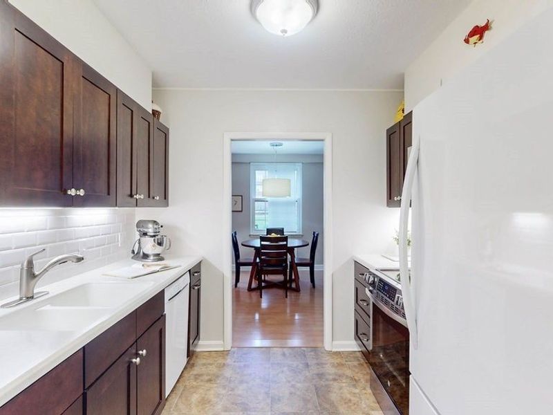 13800 Fairhill Road, Unit 209, Shaker Heights, OH 44120 Photo 11