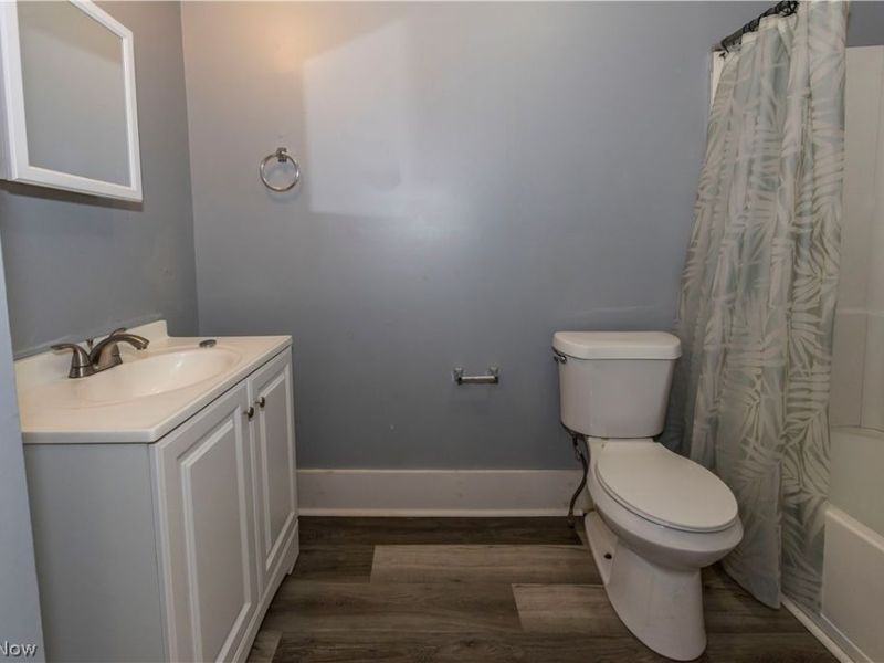 327 Schrock Place SW, Canton, OH 44647 Photo 15