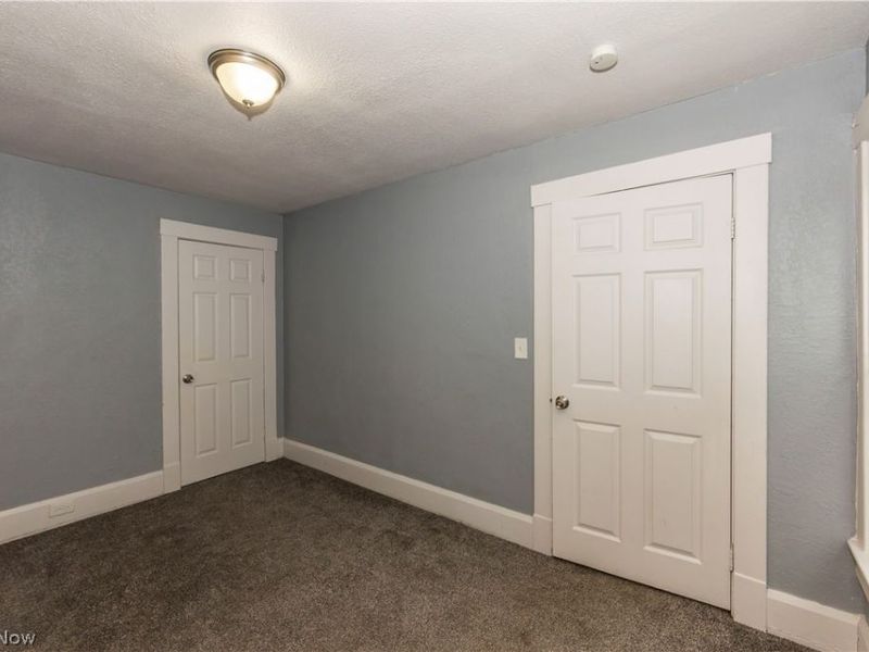 327 Schrock Place SW, Canton, OH 44647 Photo 19