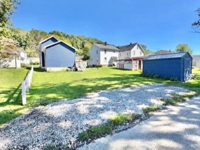 761 W Wood Street, Lowellville, OH 44436 Photo 6