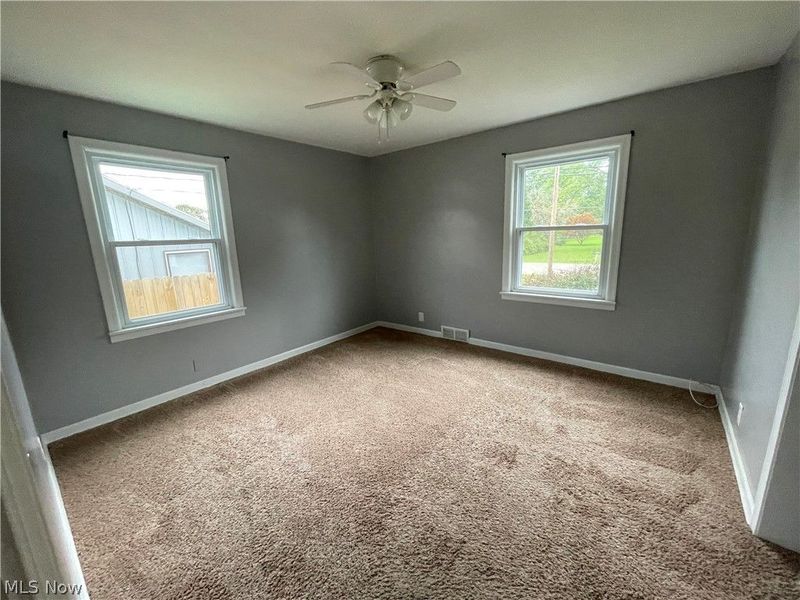 13060 Beeson Street NE, Alliance, OH 44601 Photo 10