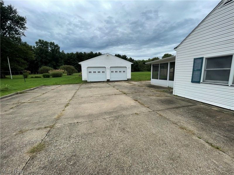 13060 Beeson Street NE, Alliance, OH 44601 Photo 14