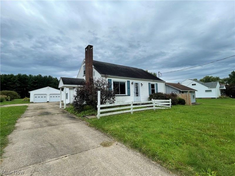 13060 Beeson Street NE, Alliance, OH 44601 Photo 2