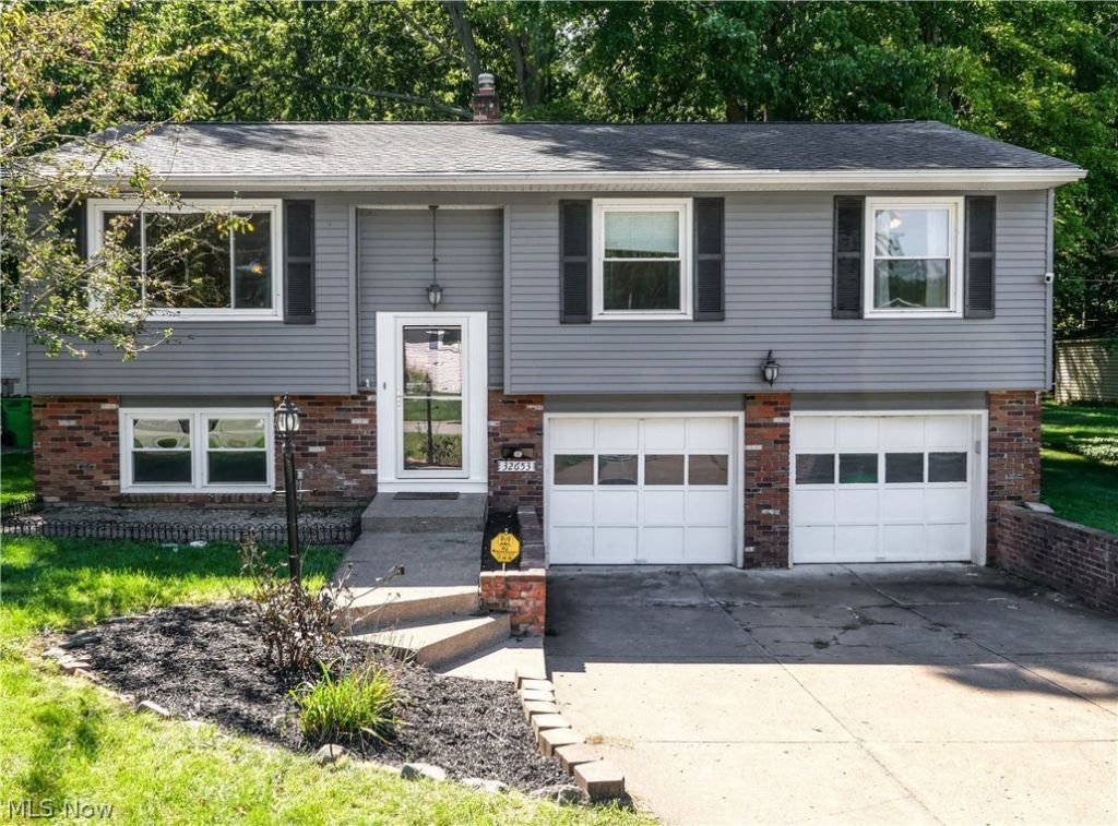 32653 Belle Road, Avon Lake, OH 44012 Main Photo