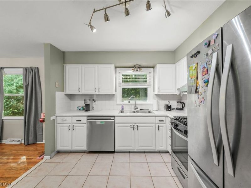 32653 Belle Road, Avon Lake, OH 44012 Photo 8