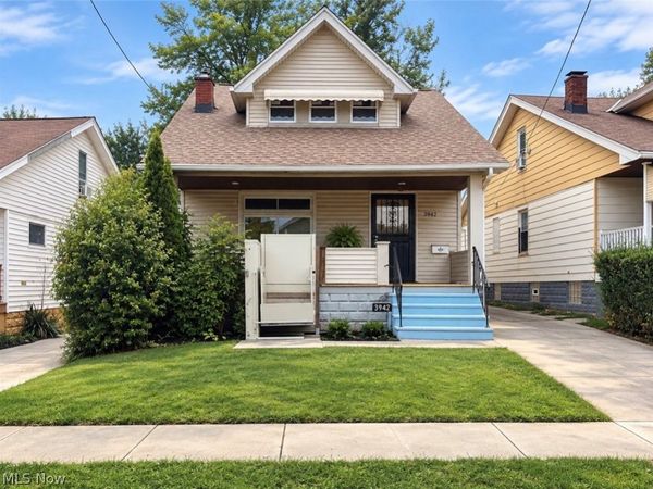 3942 E 121st Street , Cleveland, OH 44105