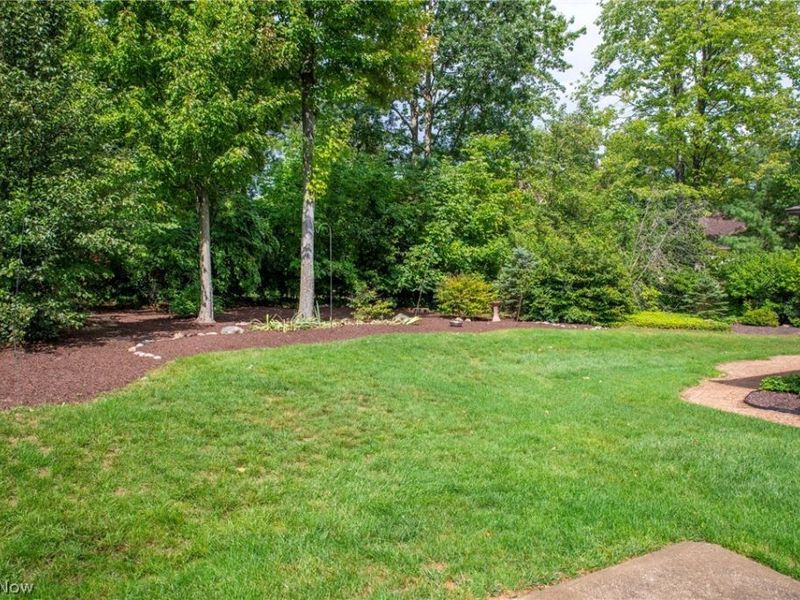 6986 Kingscote Park, Independence, OH 44131 Photo 12