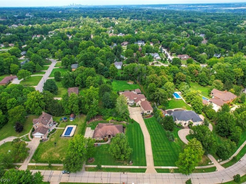 6986 Kingscote Park, Independence, OH 44131 Photo 38
