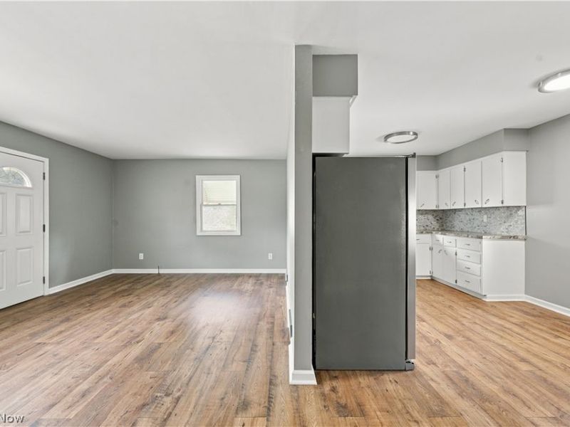 306 E State Street, Barberton, OH 44203 Photo 12