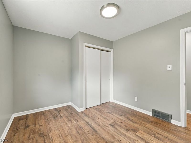 306 E State Street, Barberton, OH 44203 Photo 20
