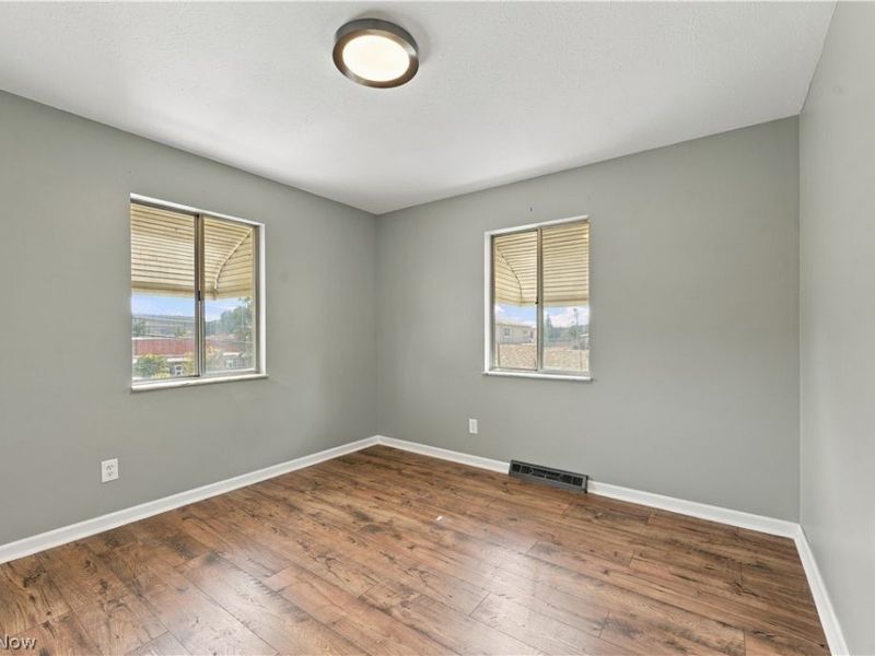 306 E State Street, Barberton, OH 44203 Photo 23