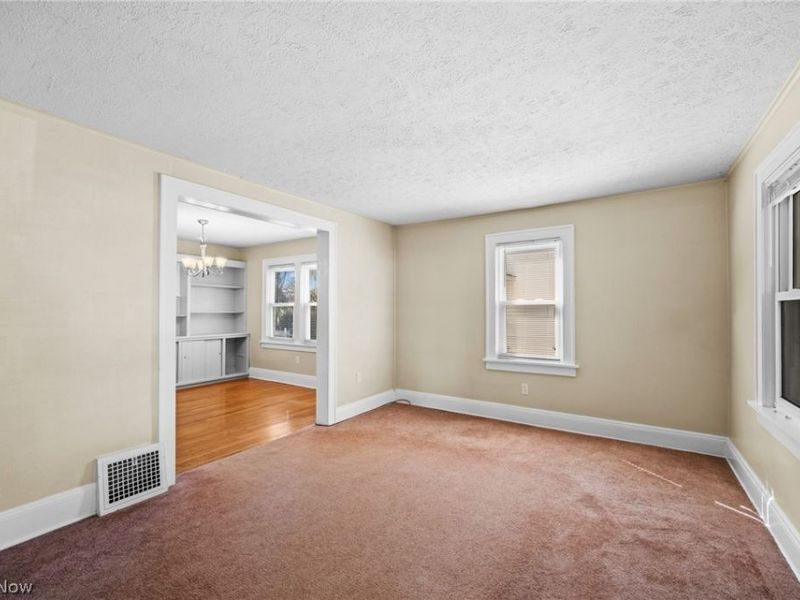 509 Tompkins Avenue, Akron, OH 44305 Photo 6