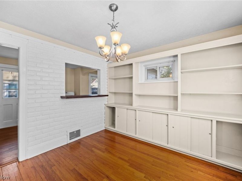509 Tompkins Avenue, Akron, OH 44305 Photo 9