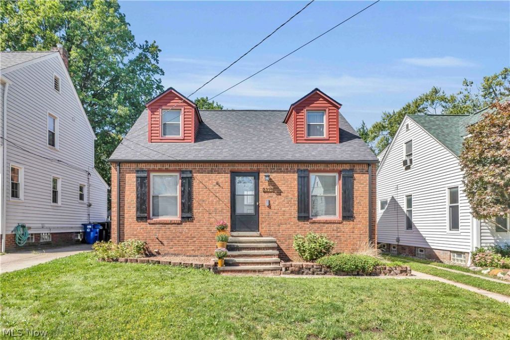 3396 W 151st Street, Cleveland, OH 44111 Main Photo