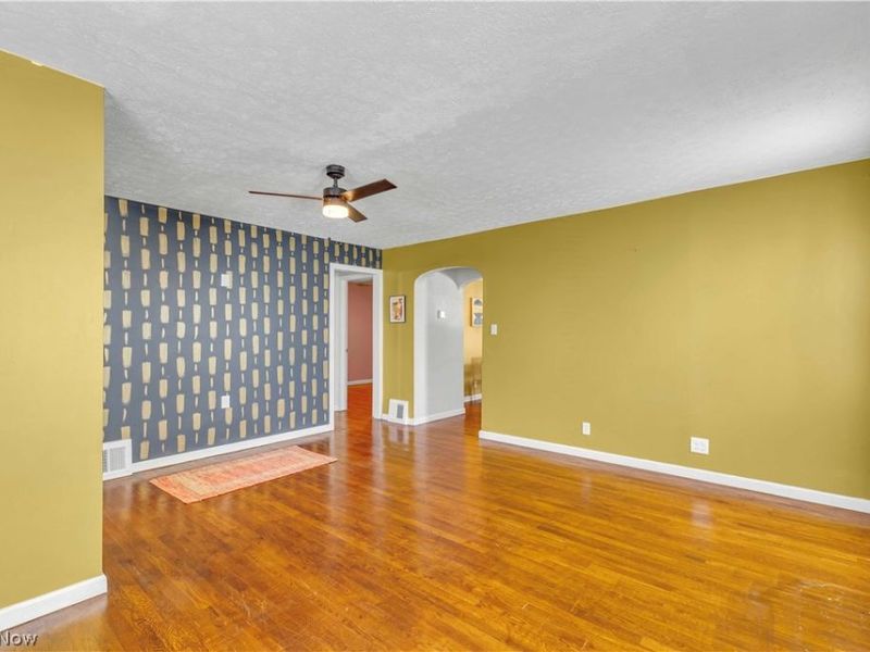 3396 W 151st Street, Cleveland, OH 44111 Photo 11