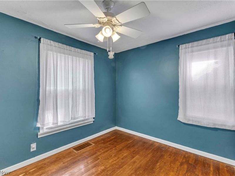 3396 W 151st Street, Cleveland, OH 44111 Photo 12