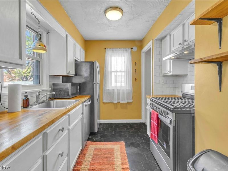 3396 W 151st Street, Cleveland, OH 44111 Photo 21