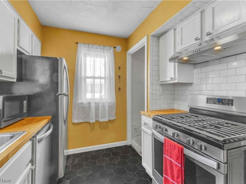 3396 W 151st Street, Cleveland, OH 44111 Photo 23
