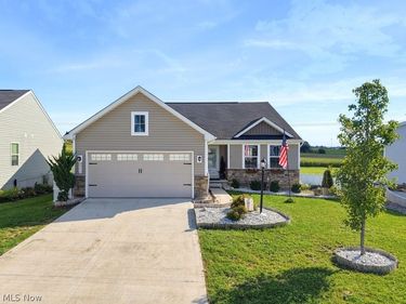 4396 Pioneer Circle SW, Massillon, OH 44646