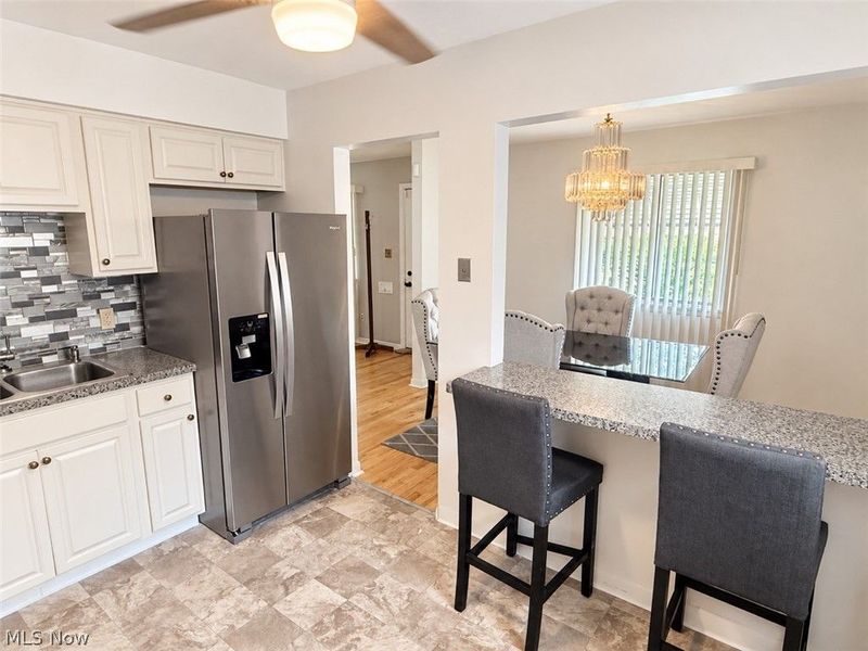 16710 Dynes Avenue, Cleveland, OH 44128 Photo 5