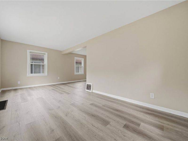 1137 Smithfarm Avenue, Akron, OH 44305 Photo 4