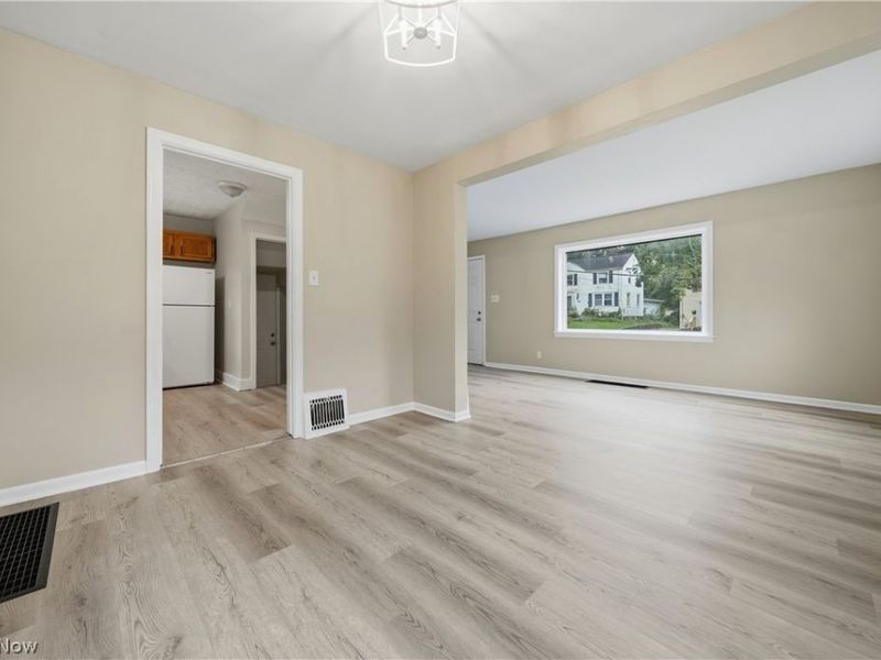 1137 Smithfarm Avenue, Akron, OH 44305 Photo 9