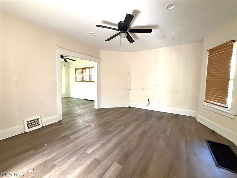 660 E 126th Street, Cleveland, OH 44108 Photo 7