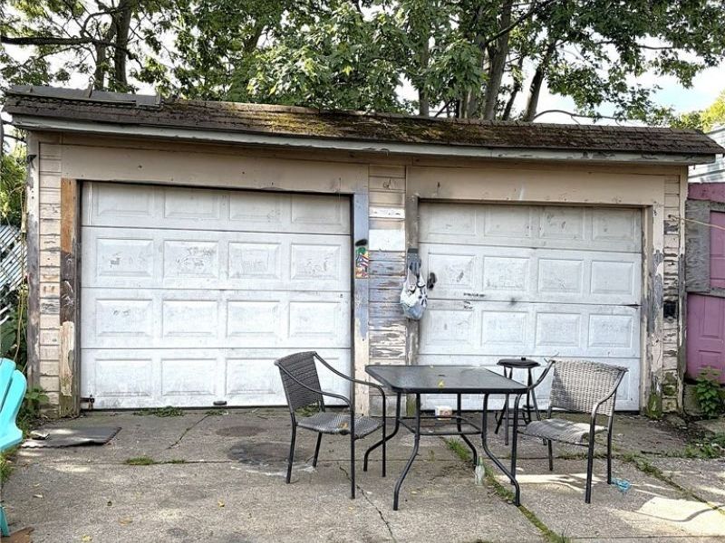 4517 Hyde Avenue, Cleveland, OH 44109 Photo 24
