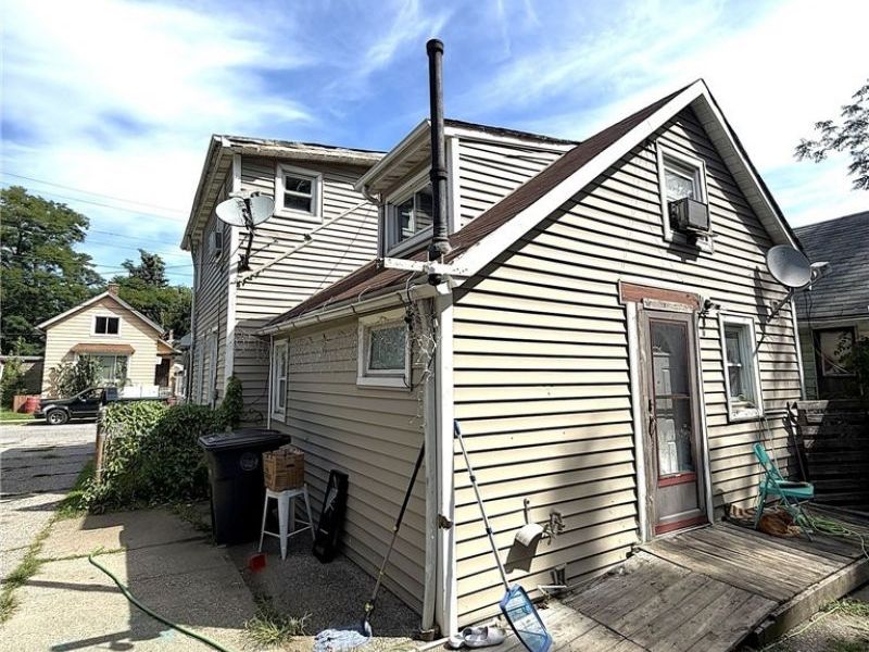 4517 Hyde Avenue, Cleveland, OH 44109 Photo 26