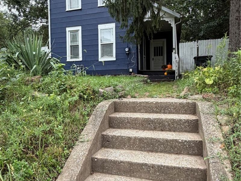 131 W Miller Avenue, Akron, OH 44301 Photo 1