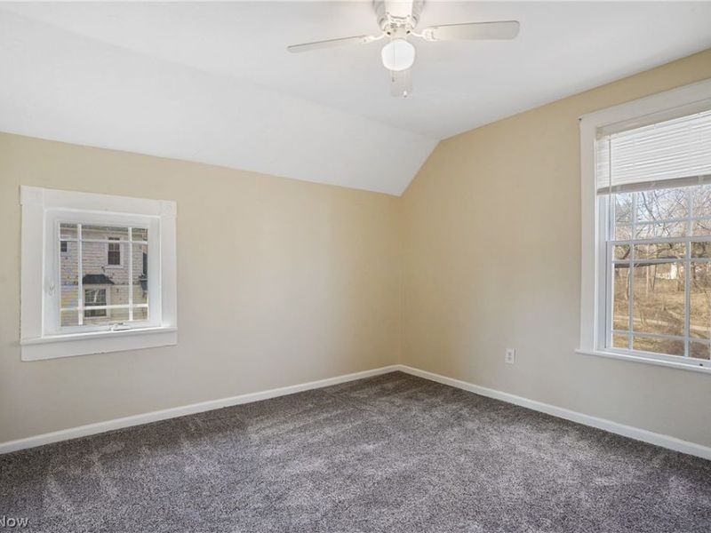 131 W Miller Avenue, Akron, OH 44301 Photo 17