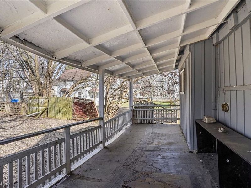 131 W Miller Avenue, Akron, OH 44301 Photo 20