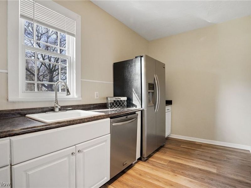 131 W Miller Avenue, Akron, OH 44301 Photo 5